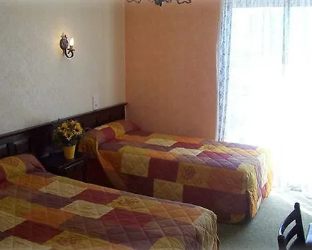 Hotel L'oustalet Font-Romeu-Odeillo-Via