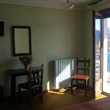 L'oustalet Hotel 2*